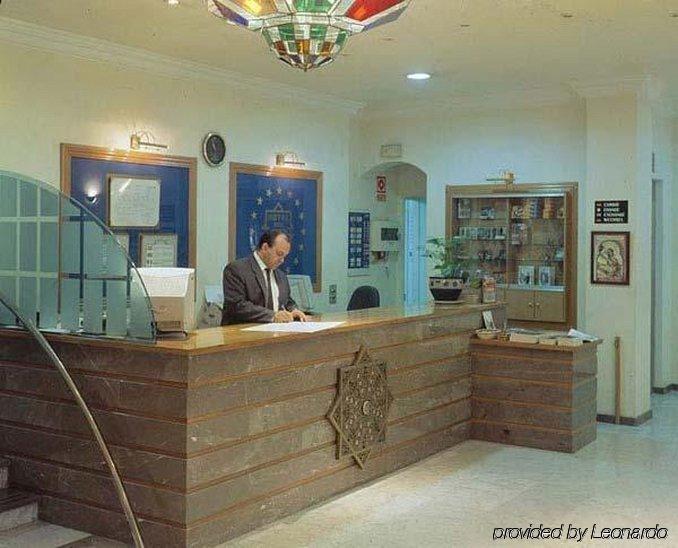 Hotel Don Juan Granada Interno foto
