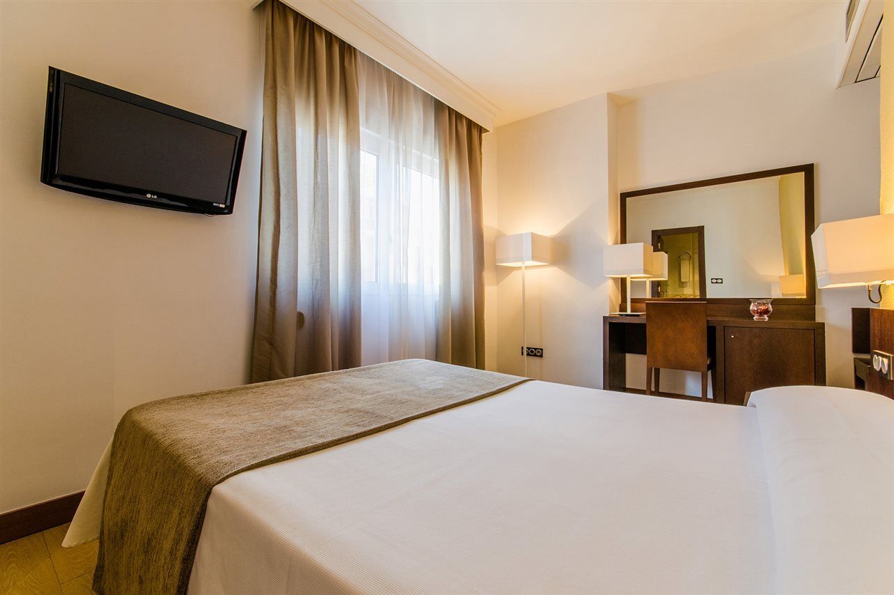 Hotel Don Juan Granada Esterno foto